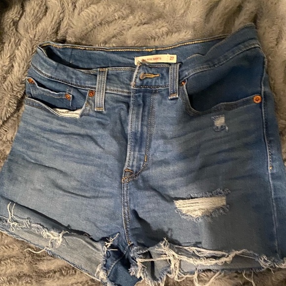 Jeans🌿 - Picture 2 of 2